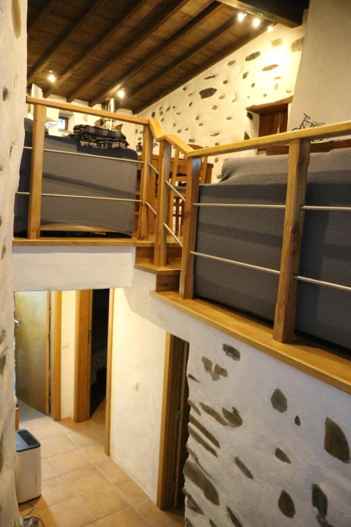 הוילה לאוסה Casa Dos Trilhos מראה חיצוני תמונה